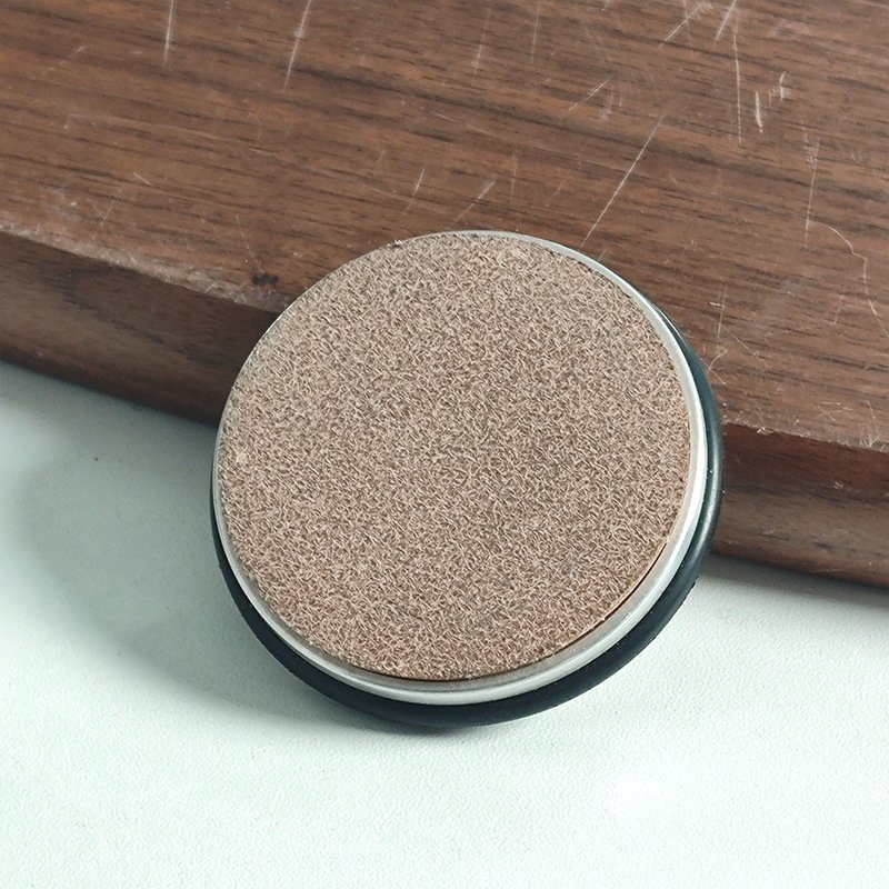 Close-up of the diamond grinding disc